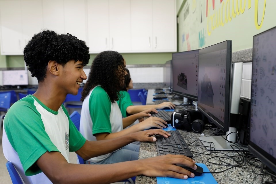 05.07.2024 - Mais da metade dos alunos da Rede Estadual do Espírito Santo tem nota acima de 600 na redação do Enem 2023