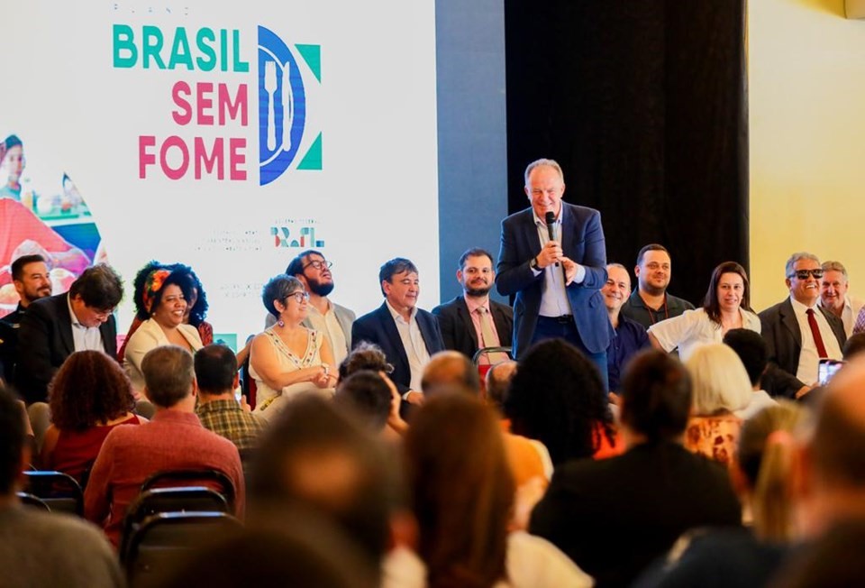 06.10.2023 - ES assina Plano Brasil sem Fome durante 15 Conferencia EStadual de Assistencia Social. 01.jpeg - Fotos - Rodrigo Zaca|||Fotógrafo:Rodrigo Zaca/Governo-ES