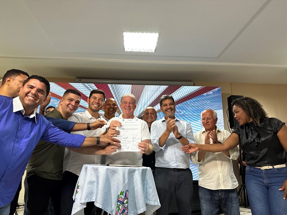 07.01.2025 - Governo dá ordem de serviço para construção de galeria e parque linear no Canal da Costa -  em Vila Velha - 01|||Fotógrafo:Mateus  Fonseca/GovernoES