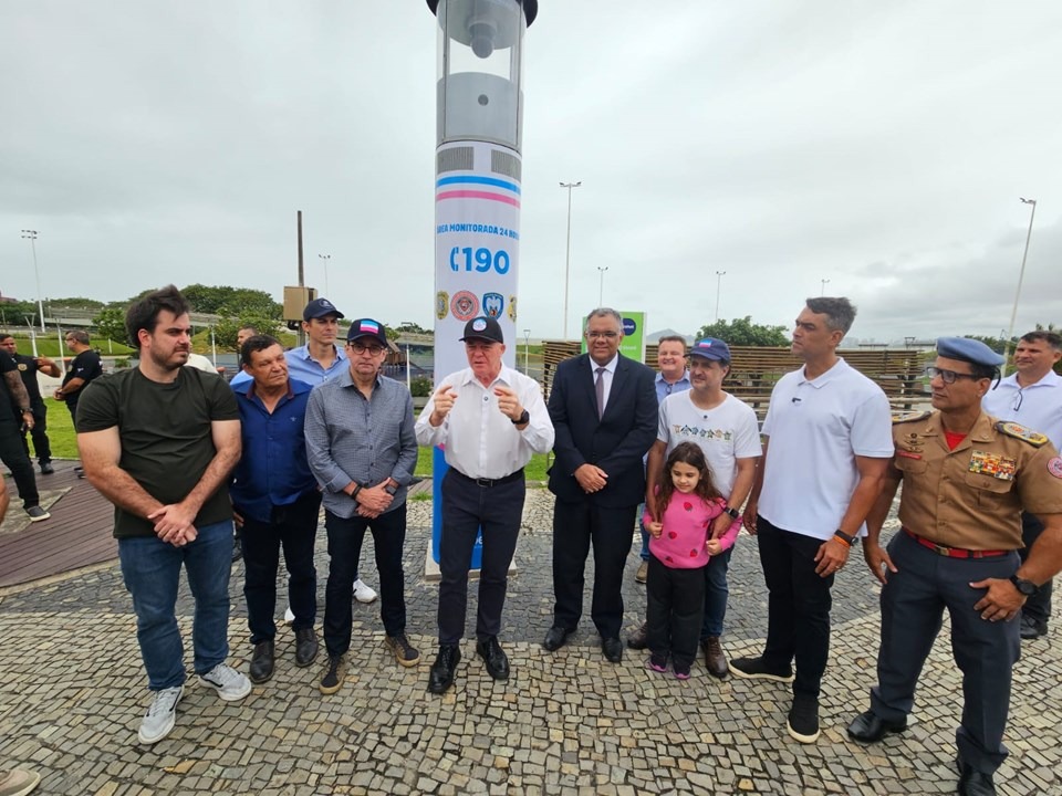 09.10.2025 - Governo do Estado entrega dois Totens de Segurança no município de Vitória|||Fotógrafo:Hélio Filho/Secom-ES