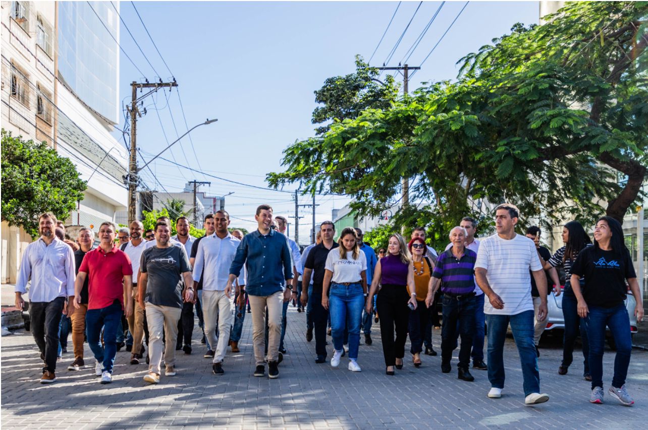 10.05.2024 - Governo inaugura obras de drenagem -  pavimentação e sinalização em Vila Velha - 01|||Fotógrafo:Stéphany Fritz/SEG