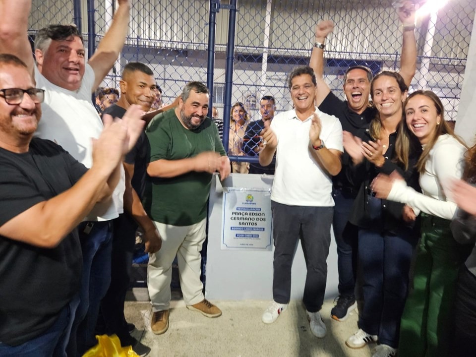 11.05.2026 - Governador entrega revitalização de praça e autoriza recapeamento de ruas e avenidas em Guarapari