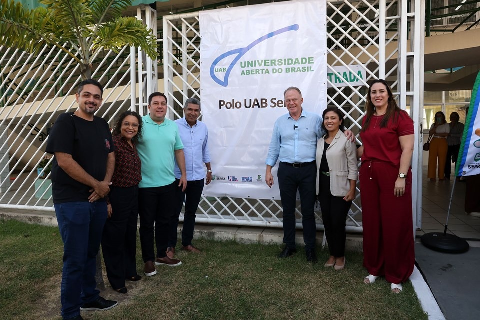 12.09.2024 - Governo do Estado inaugura polo da Universidade Aberta Capixaba na Serra|||Fotógrafo:Hélio Filho/Secom-ES