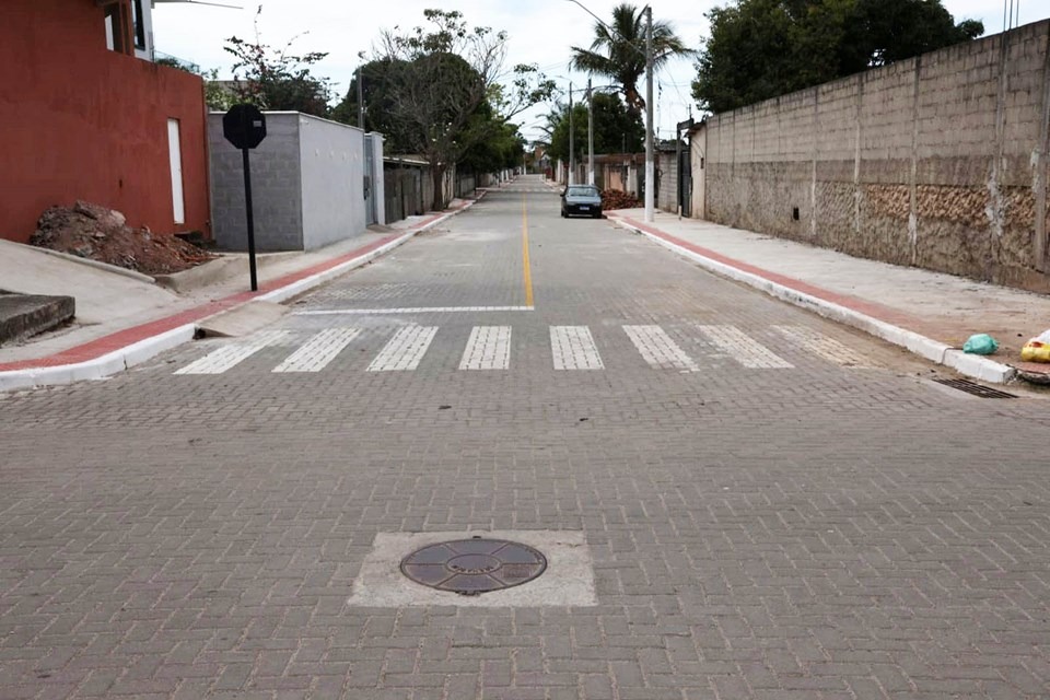 13.10.2025 - Governo inaugura obras em ruas e avenidas do bairro Barramares -  em Vila Velha - 01|||Fotógrafo:Hélio Filho/Secom-ES
