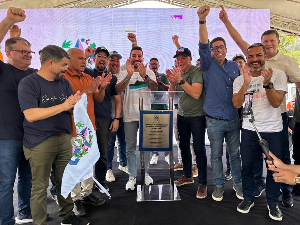 15.11.2025 - Governador entrega pavimentação do acesso ao Monte Aghá e anuncia nova UPA em Itapemirim|||Fotógrafo: Rodrigo Zaca/Governo-ES