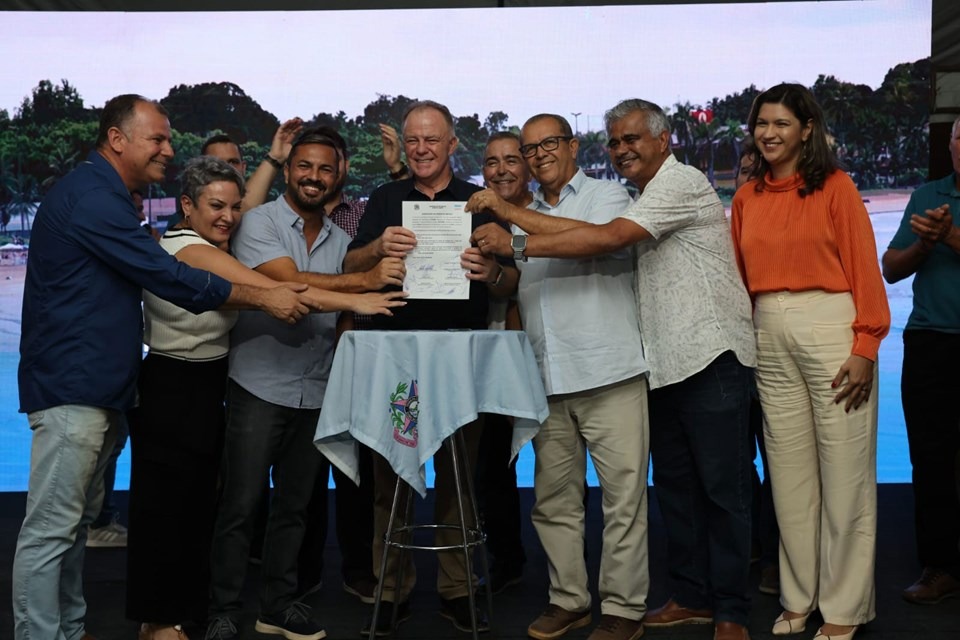22.05.2024 - Casagrande anuncia revitalização da orla de Praia Grande e novas obras em Fundão|||Fotógrafo:Helio Filho/Secom-ES