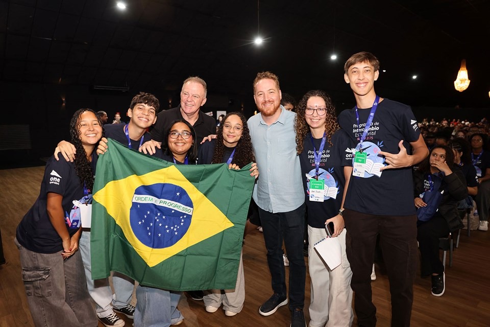 23.01.2026 - Governo do Estado envia maior grupo de estudantes do Intercâmbio Estudantil 2025 - 01
