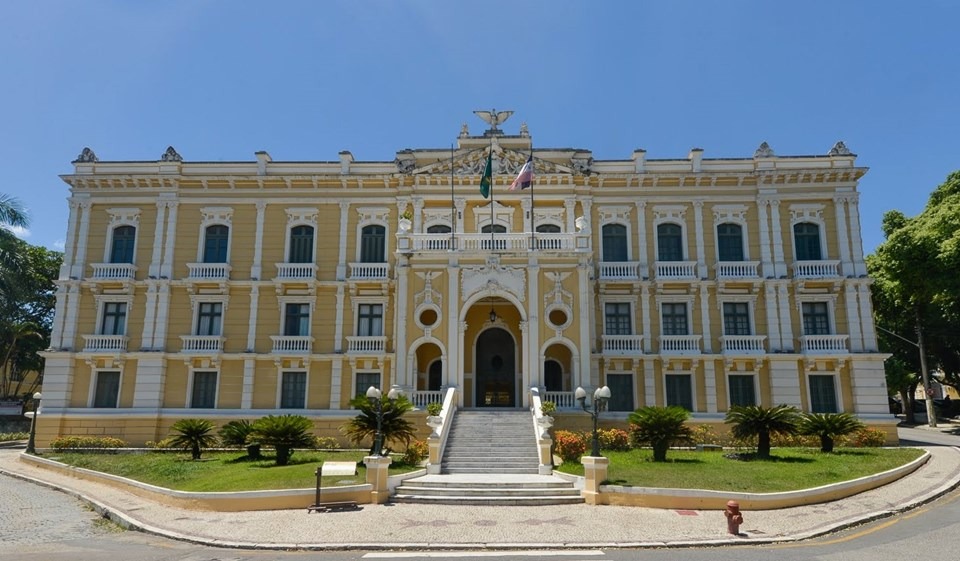25.11.2024 - Governo do Estado anuncia pagamento de abono salarial para servidores
