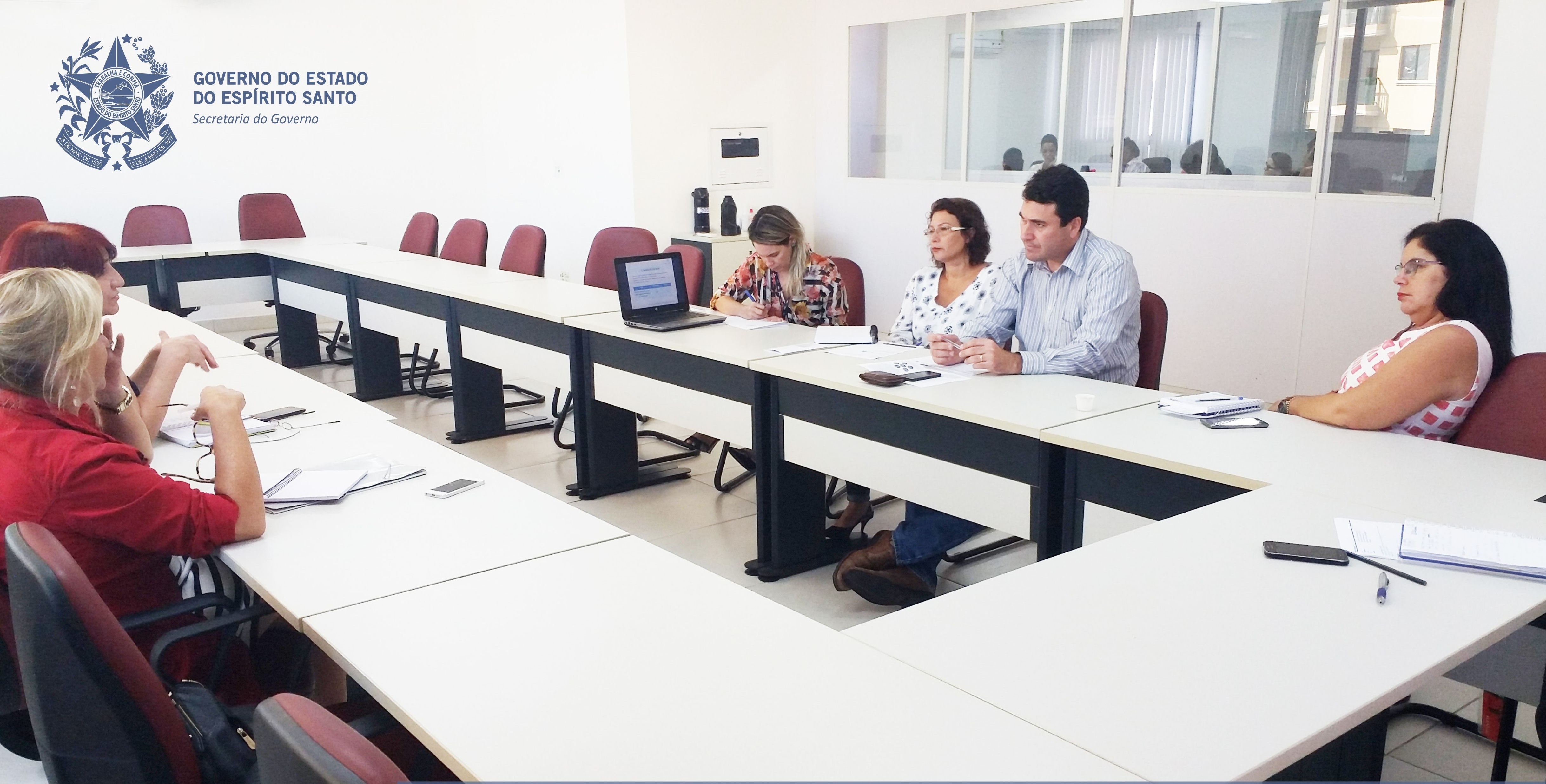 Escritório Social reuniao